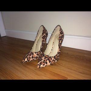 Cheetah print 5 inch heels; brand: Windsor